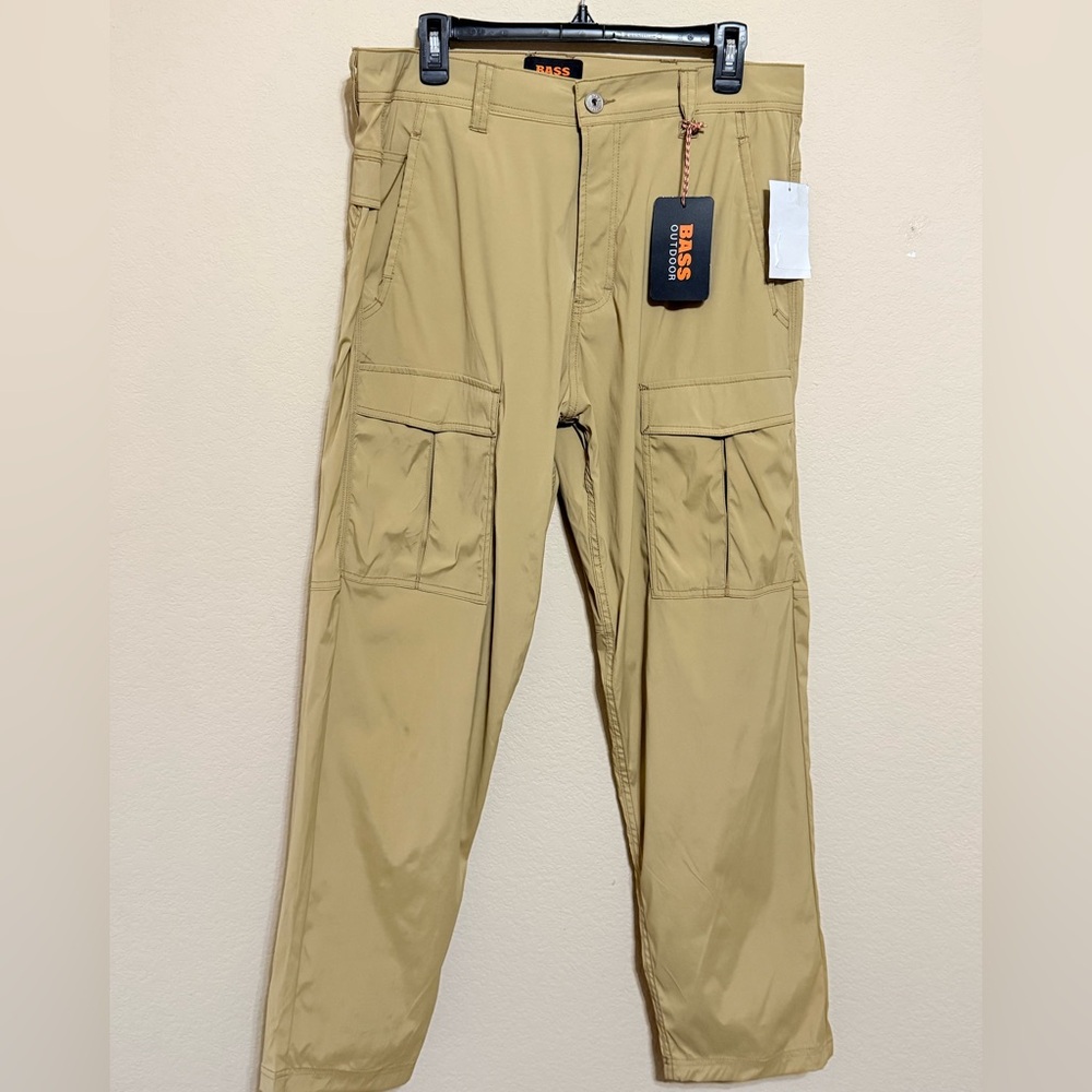 Bass Cargo Pants. Size 38x32